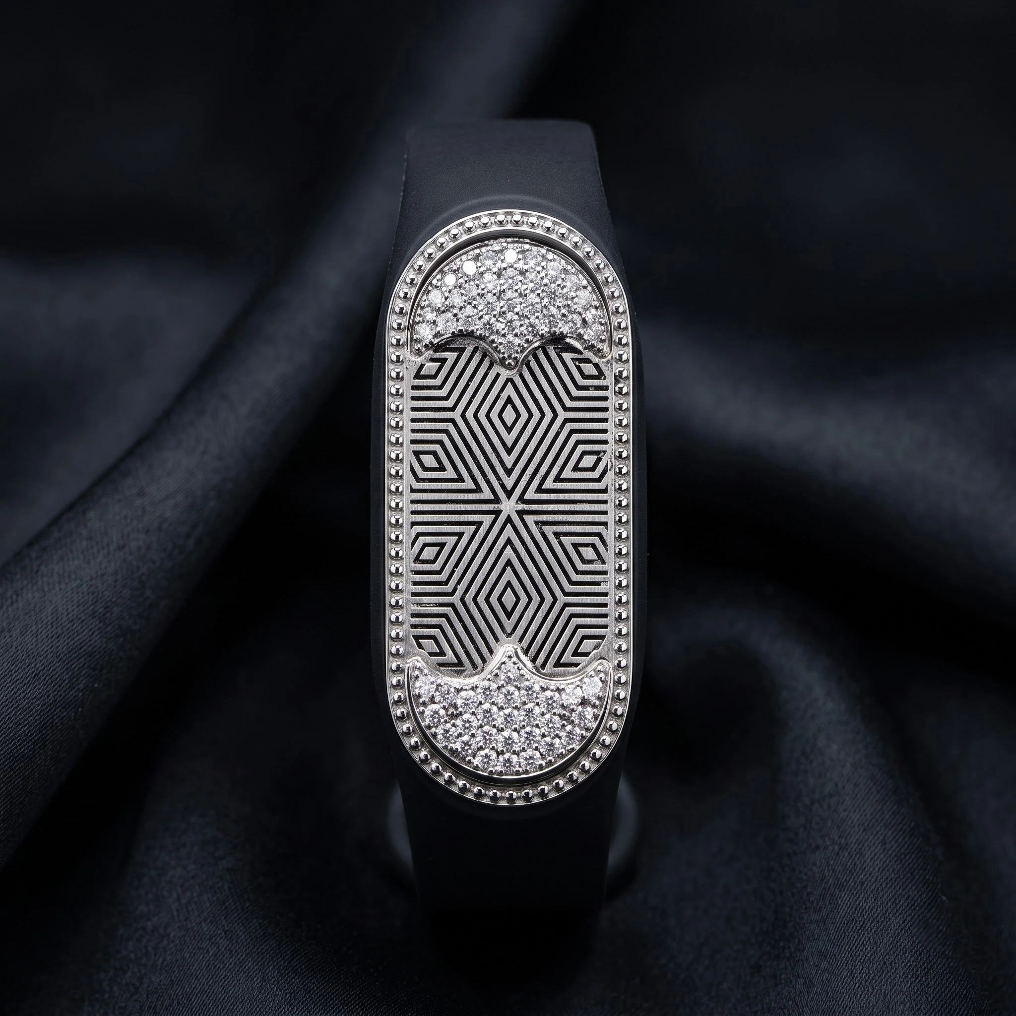 Men's Black Geometric Crystal Pattern Adjustable Bracelet